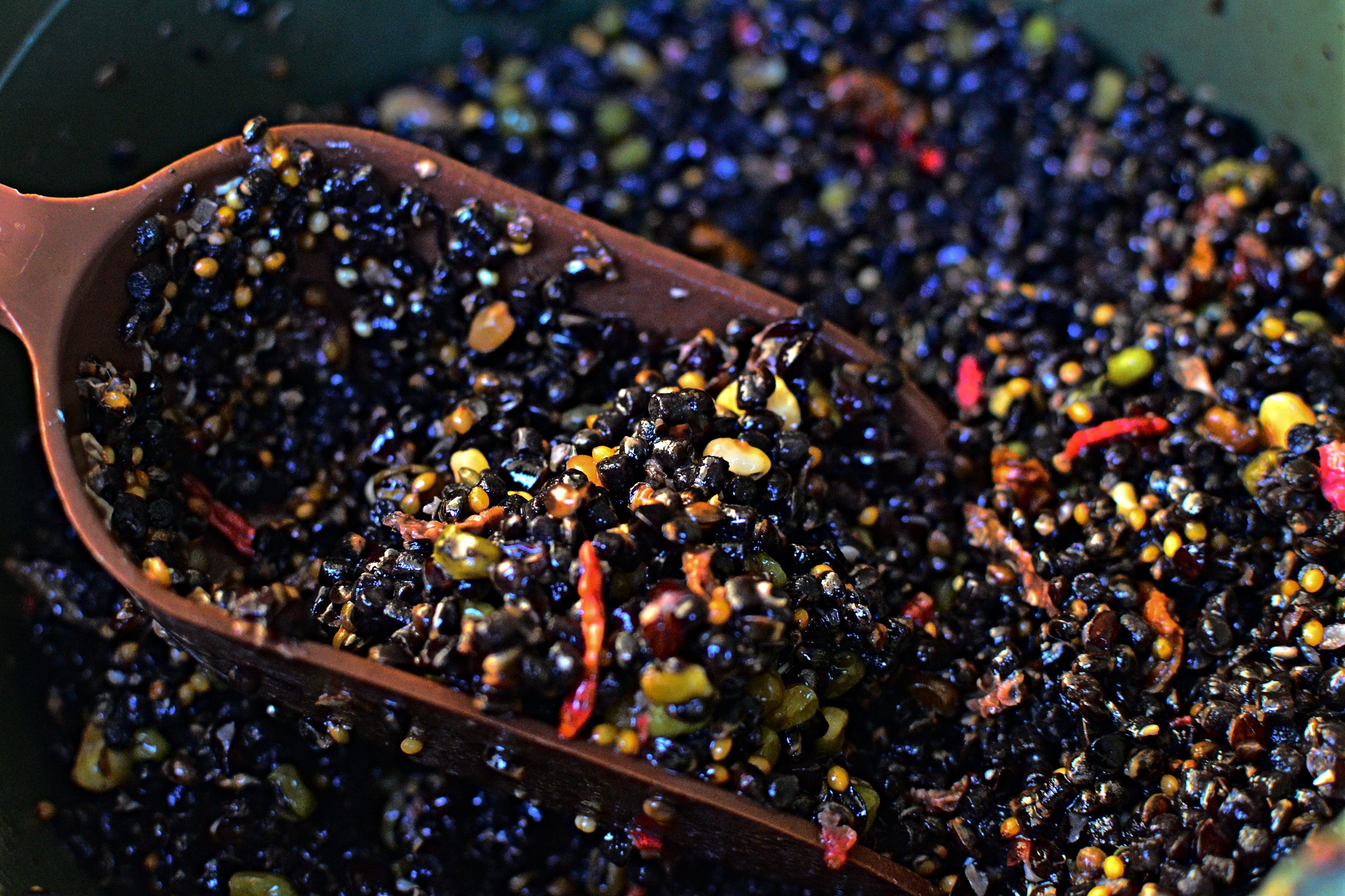 Partiklový mix Wormageddon v PVA pančuche som pridával ku každej montáži