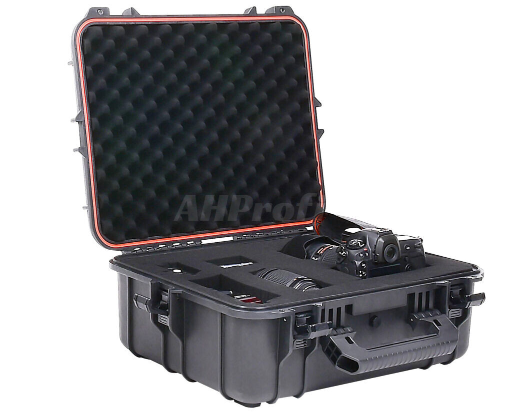 TACTIX Vodotesný plastový kufor s penovou výplňou (M)