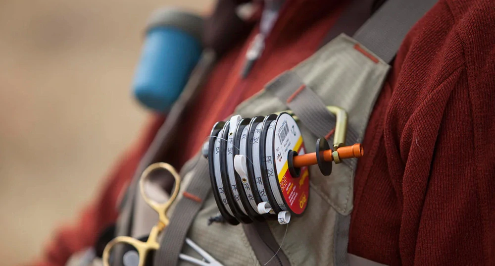 FISHPOND Držiak cievok Headgate