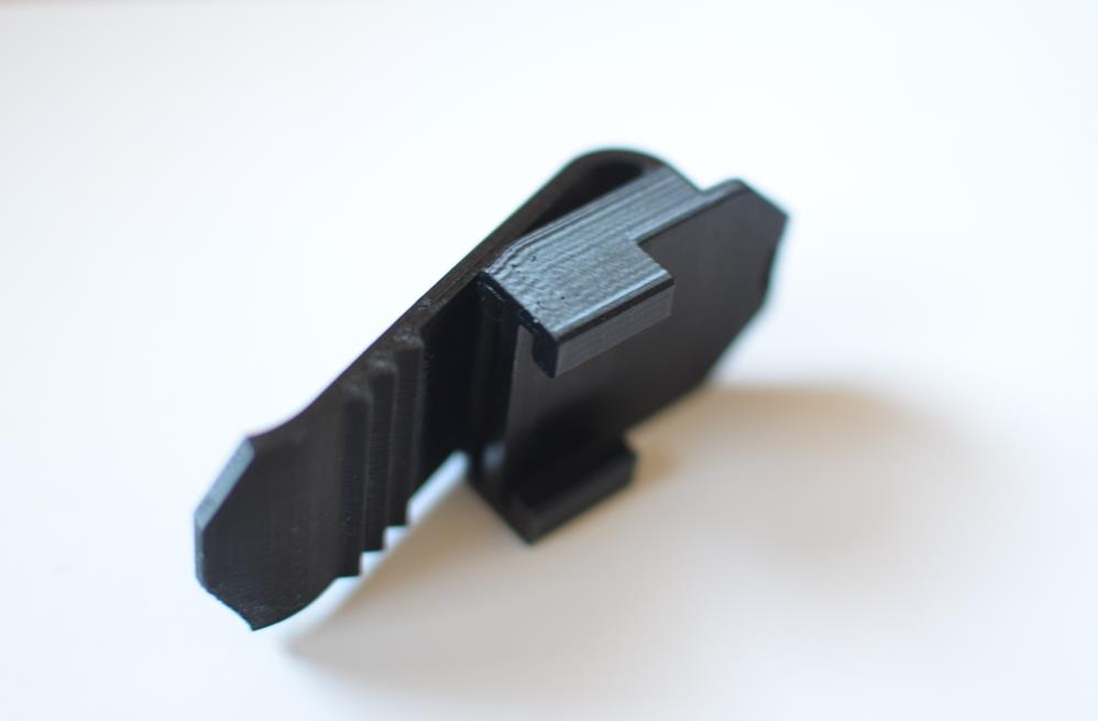 Držiak na ručný odpudzovač komárov