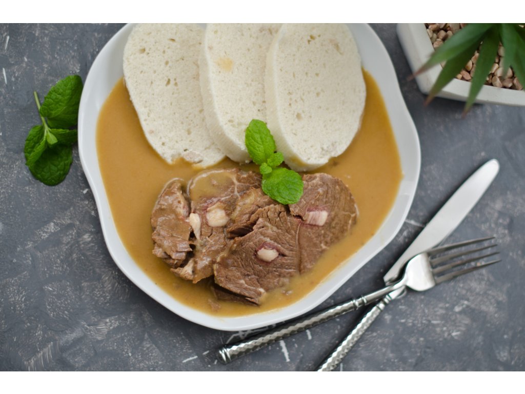 HOTOVKY Z PLECHOVKY Sviečková na smotane s hovädzím mäsom 