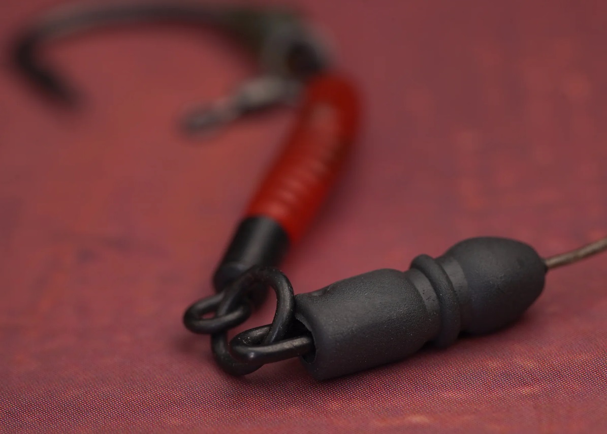 One More Cast Karabinka Tweakerz Dog Bone Ronnie Clip 8 ks