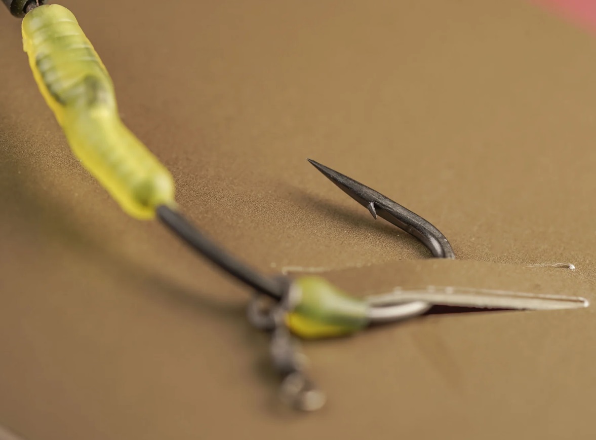 One More Cast Hotový Návazec Meta Terminal Tackle All-In-1 Rig Fuzed Leader Leadclip Cornello Spinner