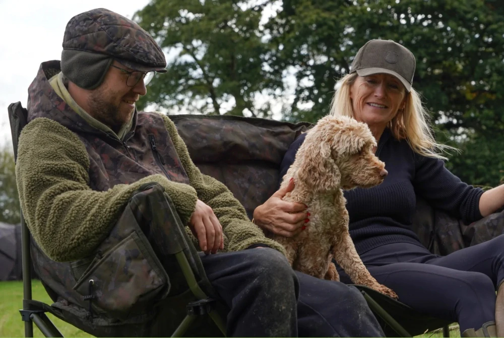 One More Cast Kreslo The Park Bench