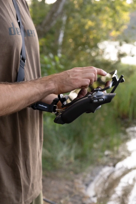 Deeper Držiak na tablet a diaľkové ovládanie pre loďku Deeper Quest