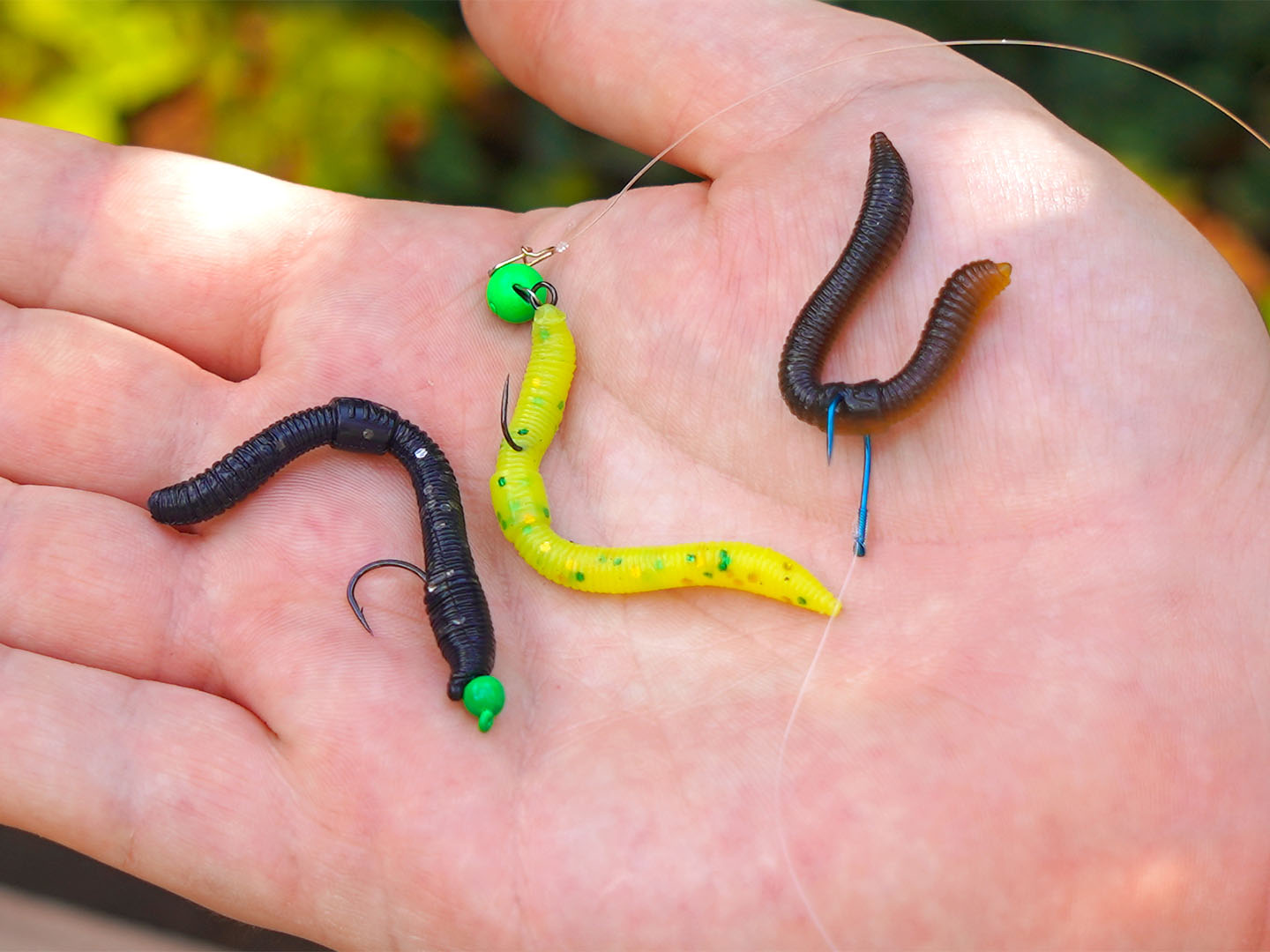 SPRO Gumová Trout Master Dendrobaena 60 Pearl (15ks)