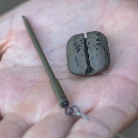 Avid Carp Outline In-Line Safety Lead 2,5oZ/70g