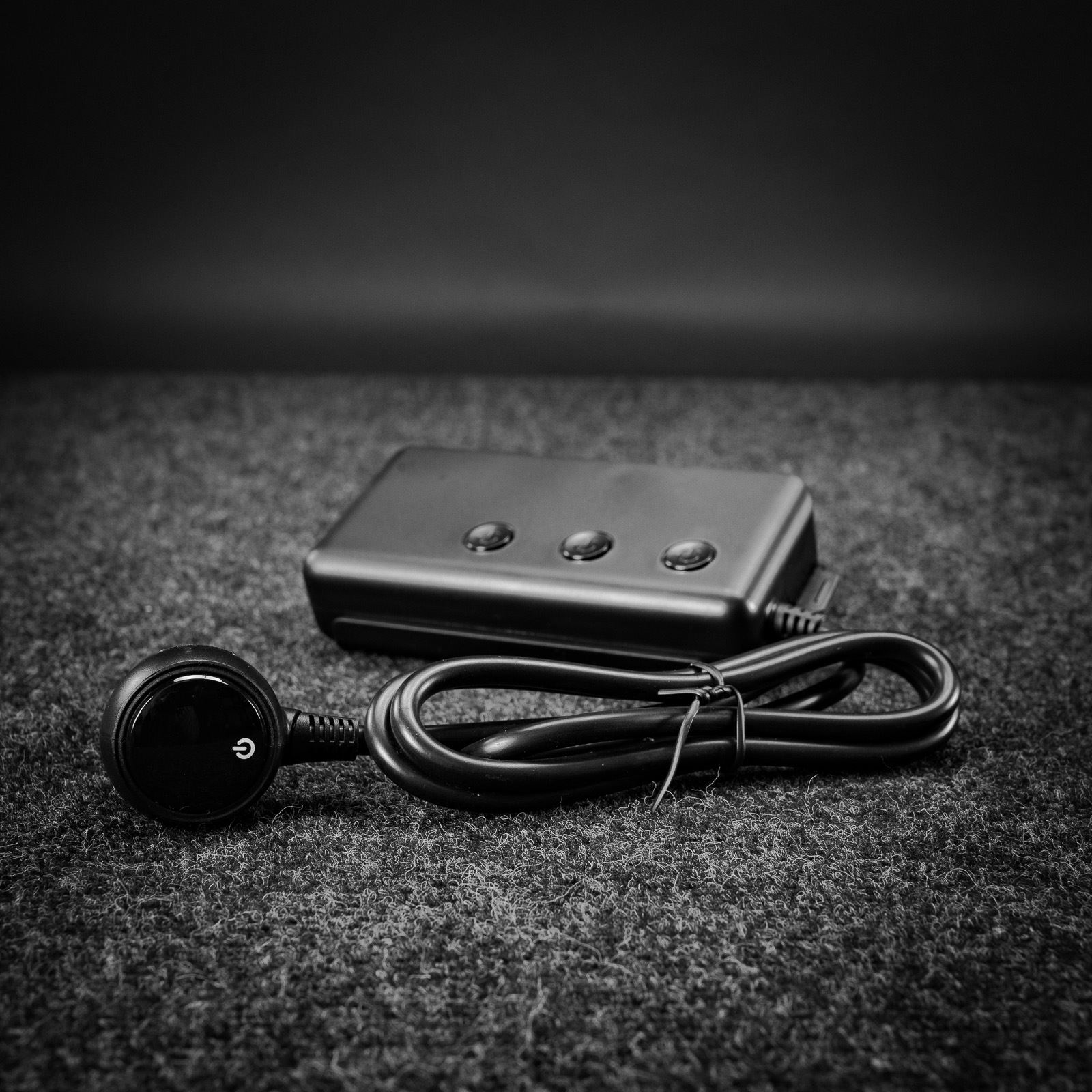 Autonabíjačka LoungeBox 12V USB-QC 7-portová