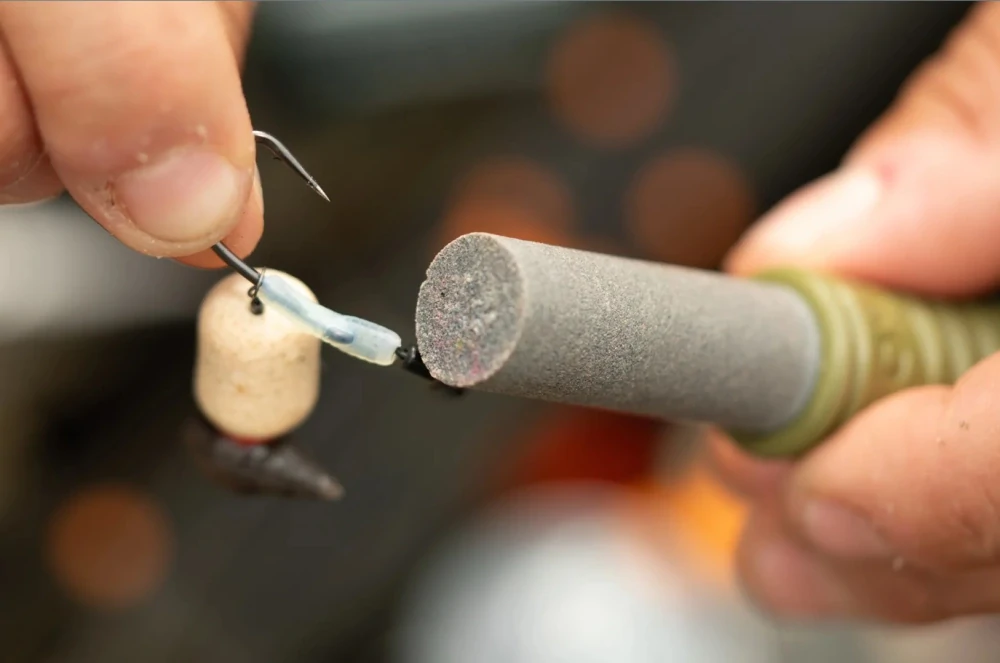 One More Cast Brúska Touch Me Up