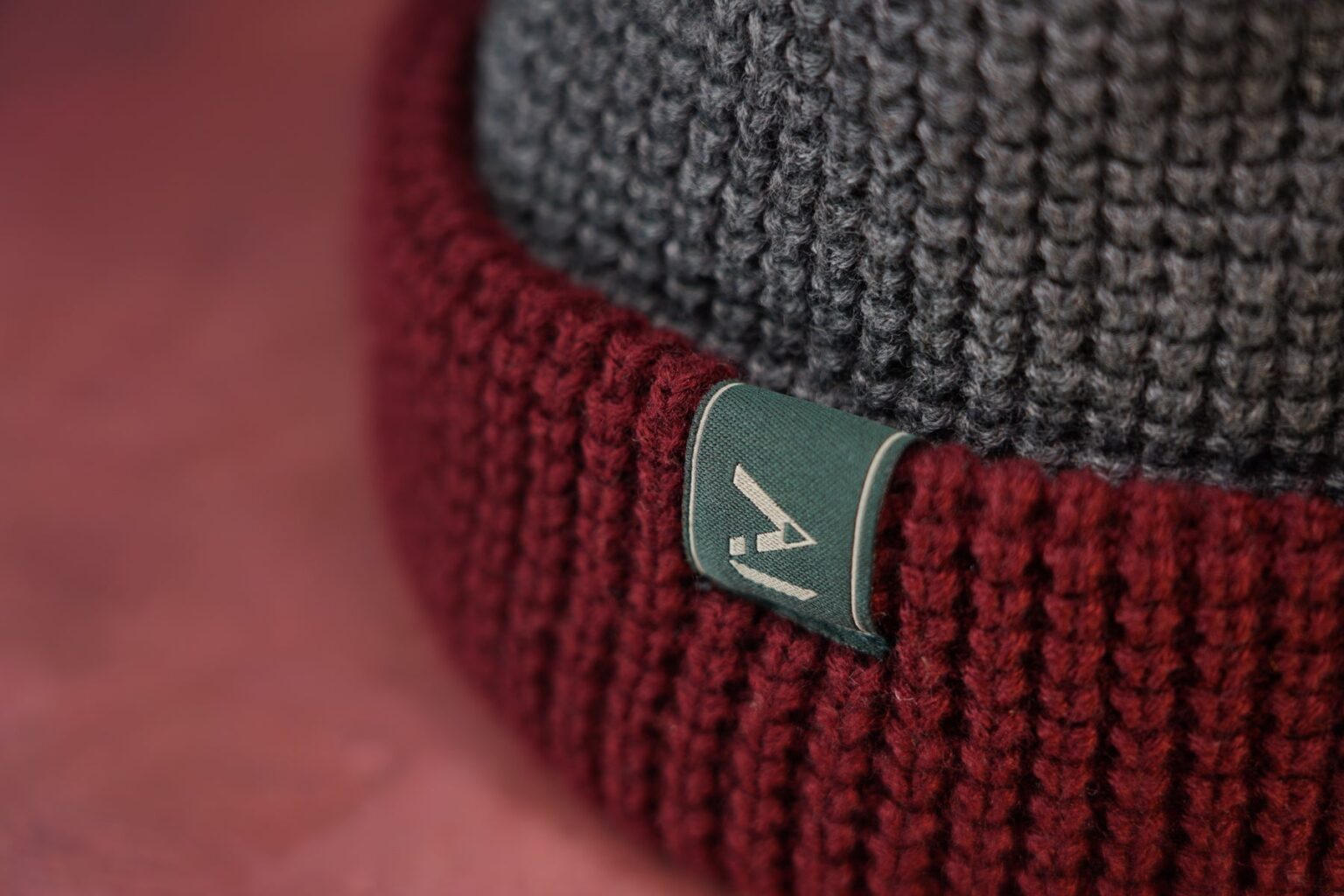 ONE MORE CAST BERRY TOASTIE BEANIE - Nepremokavá zimná čiapka – Obrázok 3