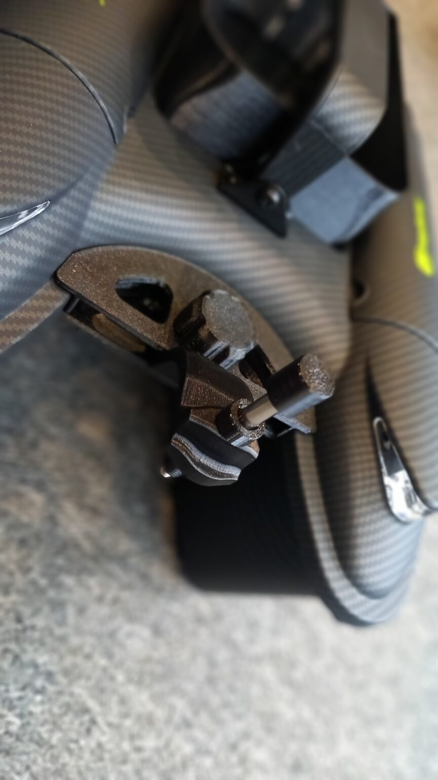 RidgeMonkey Hunter 750 Hopper Extender + Deeper Mount SET – Obrázok 4