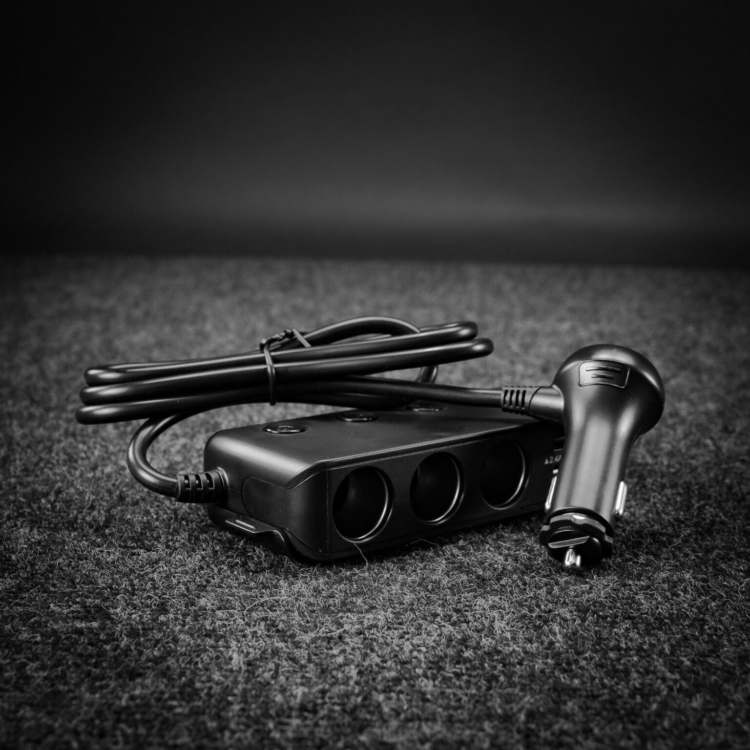 Autonabíjačka LoungeBox 12V USB-QC 7-portová – Obrázok 4