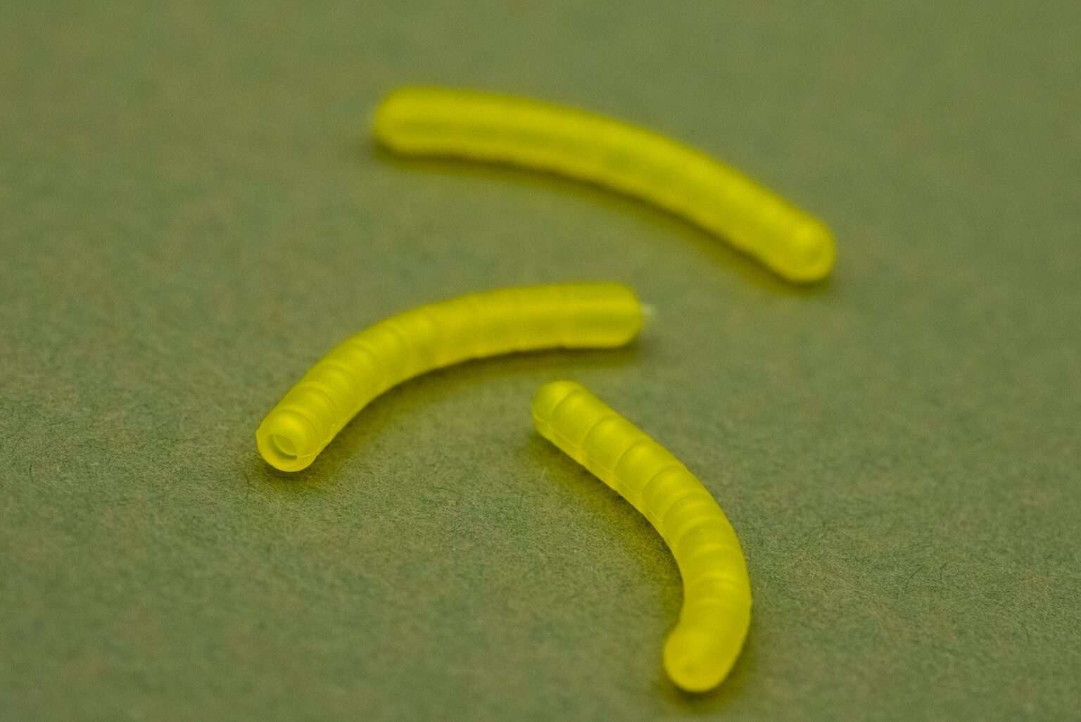 ONE MORE CAST DAZZLERS CORNALINER - CURVE -  Vlasové rovnátka Žlté – Obrázok 4