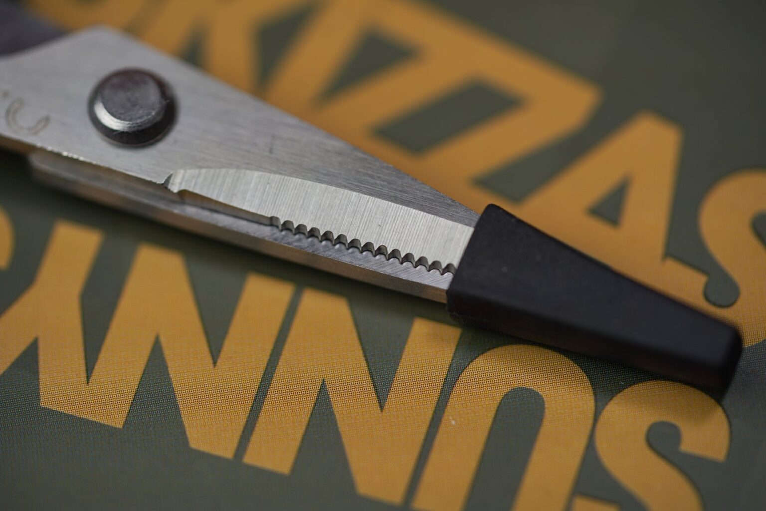 ONE MORE CAST SUNNYS SKIZZAS - Nožničky – Obrázok 6