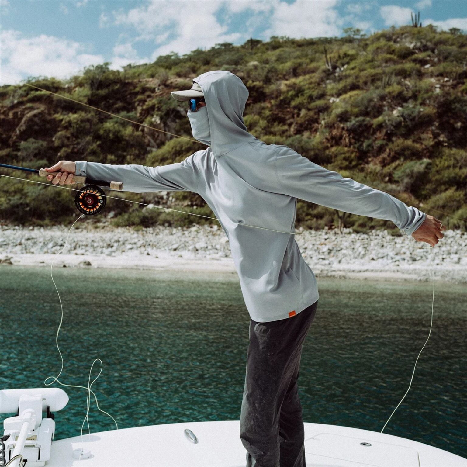 Tough Sun Masked Hoodie Mist – Obrázok 8